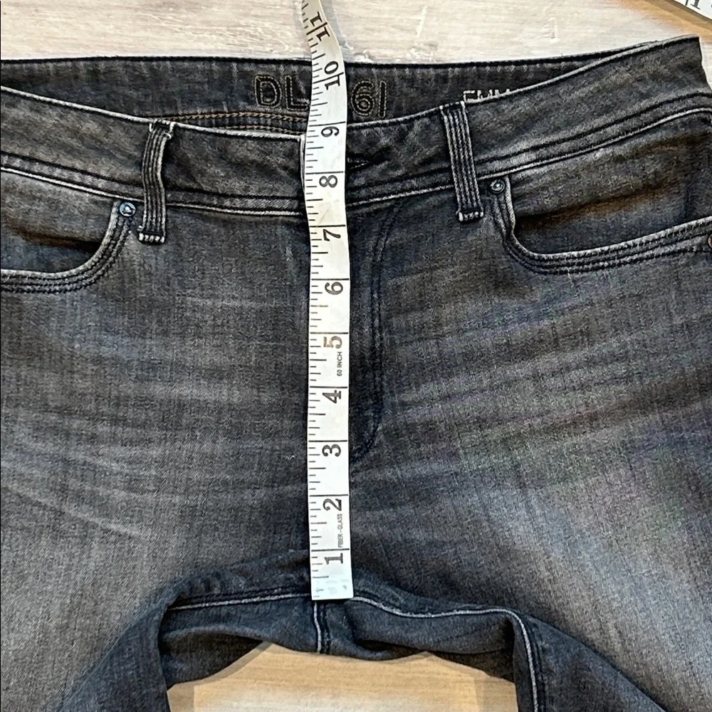 DL1961 Emma Phoenix skinny fit jegging jeans size 29